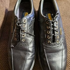 Dryjoy Footjoy Gold shoes